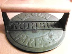 Cast-Iron Bacon Grill /Press