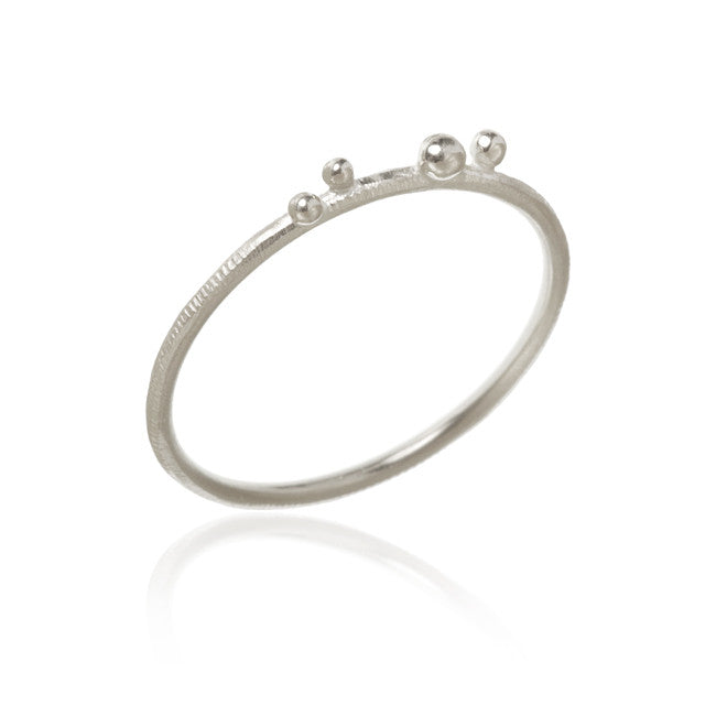 Delphis ring i sølv