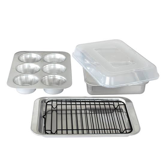 Nordic Ware 5 pc Baking Set