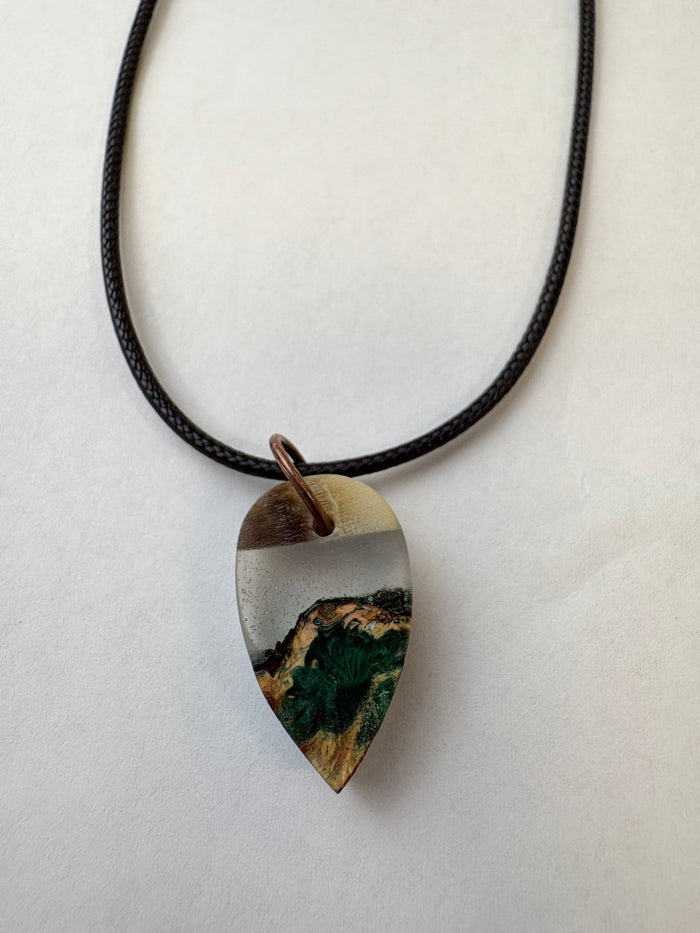Twisted North Design
